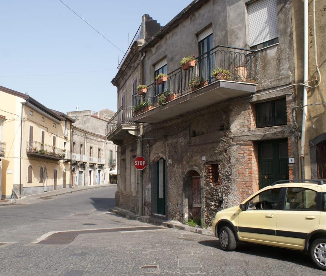 Apartamento La Piazzetta Linguaglossa Exterior foto